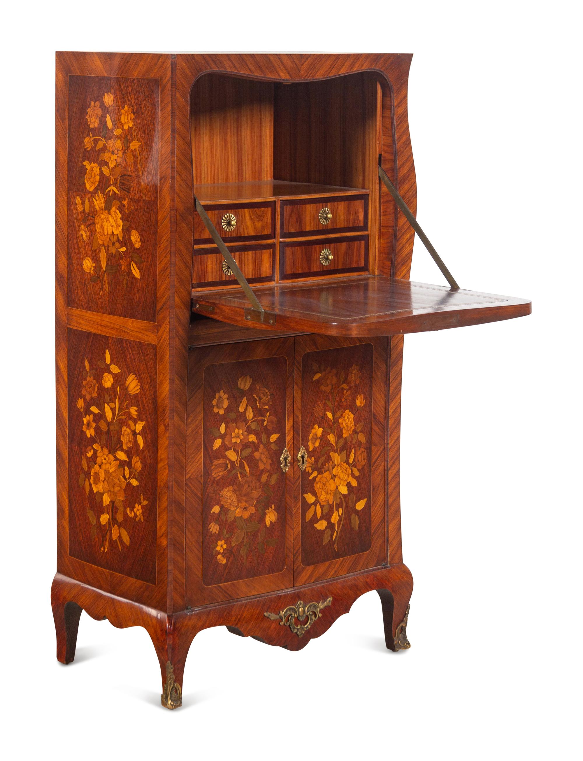 A Continental Marquetry Secrétaire à Abattant