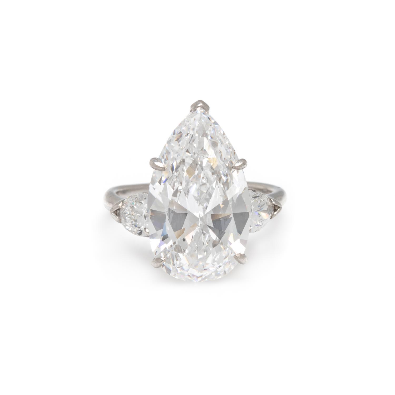 HARRY WINSTON, DIAMOND RING