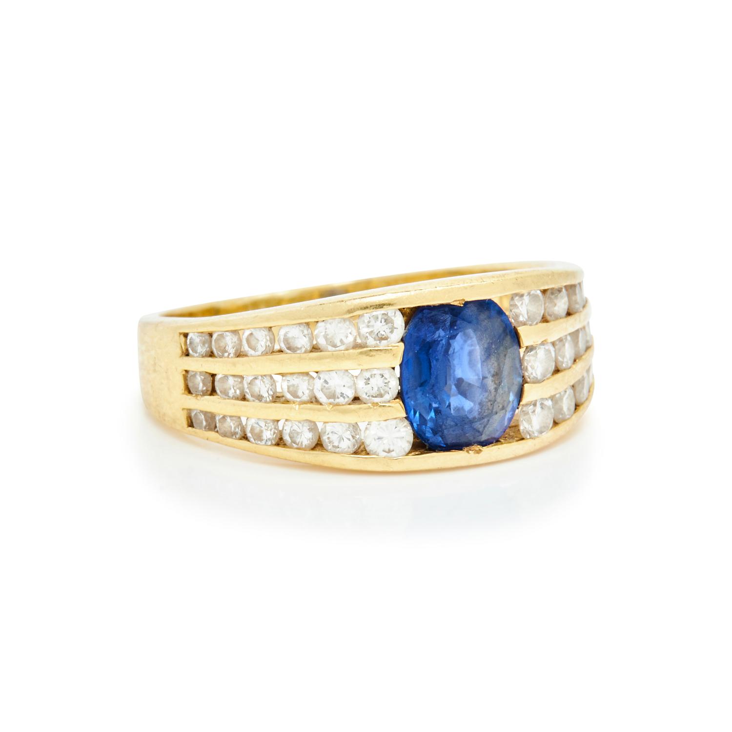YELLOW GOLD, SAPPHIRE, AND DIAMOND RING