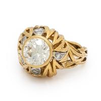 Diamond and Yellow Gold Ring