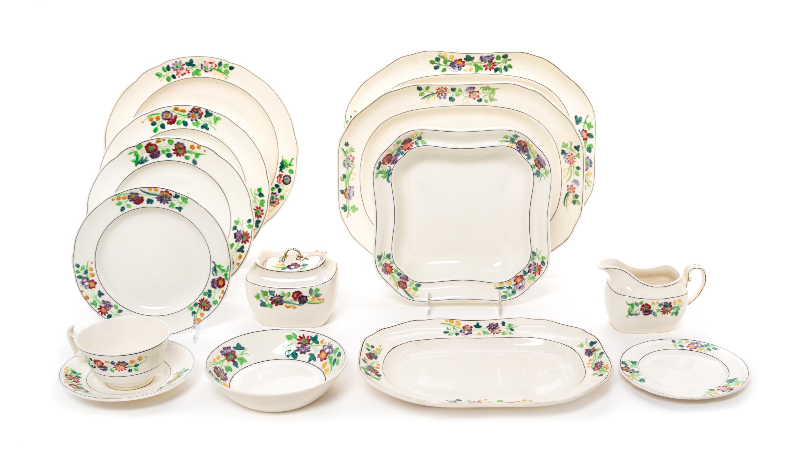 A Copeland Spode Partial Dinner Service Diameter of dinner plates 9 1/4 inches. — 20TH CENTURY