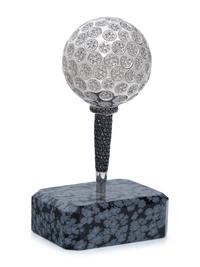 CHARLES HOLLANDER, WHITE GOLD, DIAMOND, AND BLACK DIAMOND PRESENTATION GOLF BALL AND TEE