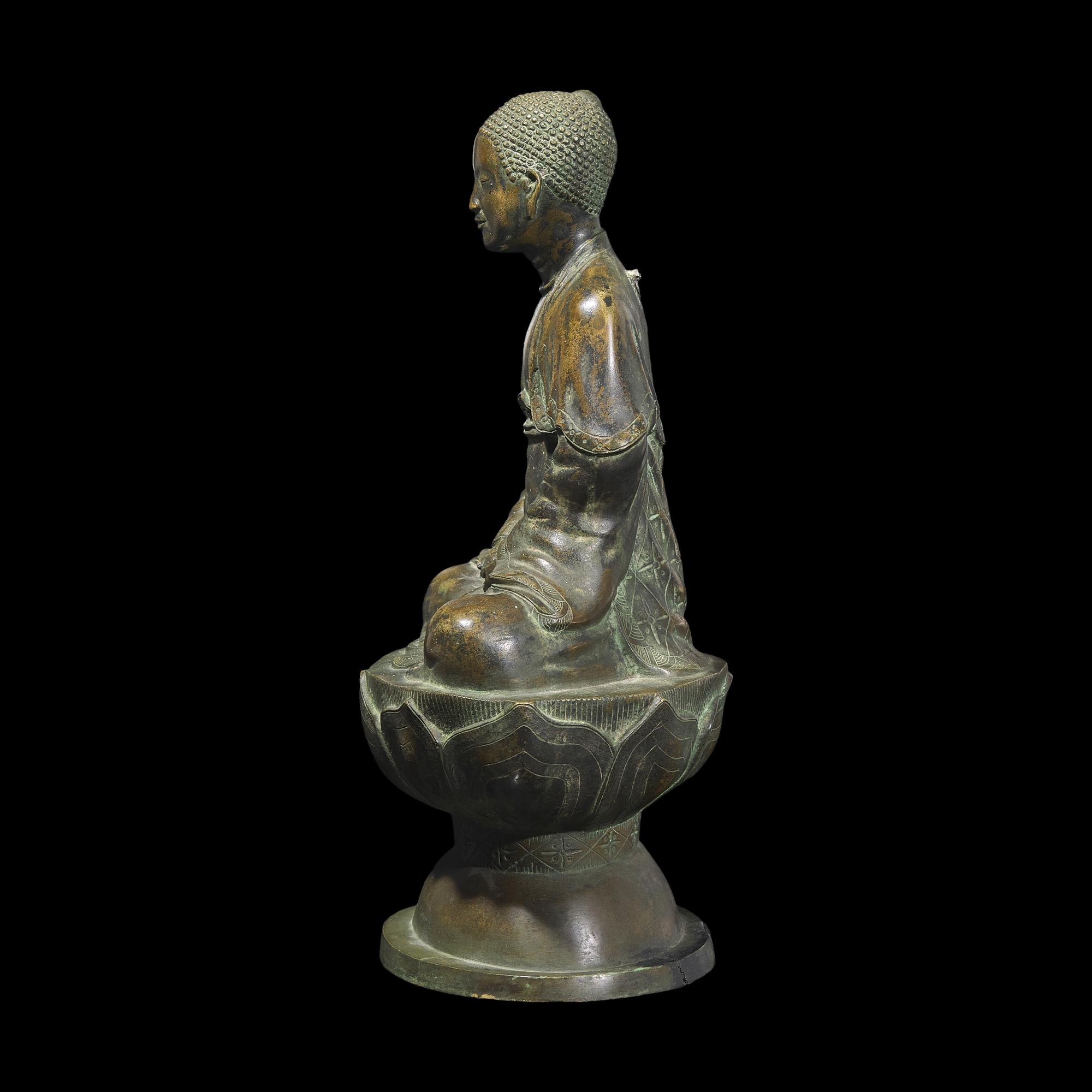 A Patinated Bronze Figure of a Seated Boddhisattva, Possibly Vietnamese 或爲越南 銅鎏金菩薩像