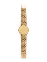 UNIVERSAL GENEVE, 18K YELLOW GOLD AND DIAMOND WRISTWATCH