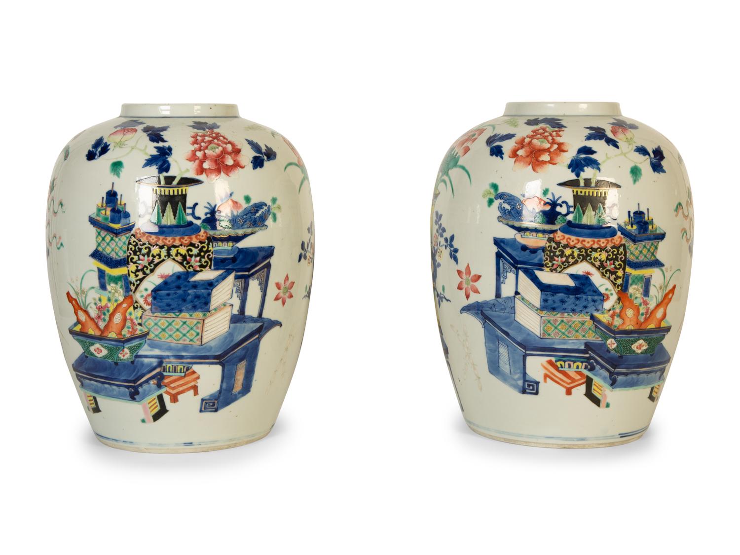 A Pair of Chinese Famille Rose Porcelain Vases