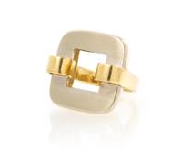 An 18 Karat Yellow and White Gold Ring, 7.50 dwts.