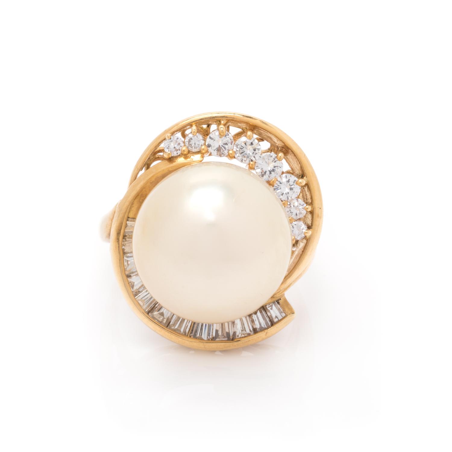 CULTURED SOUTH SEA PEARL AND DIAMOND RING
