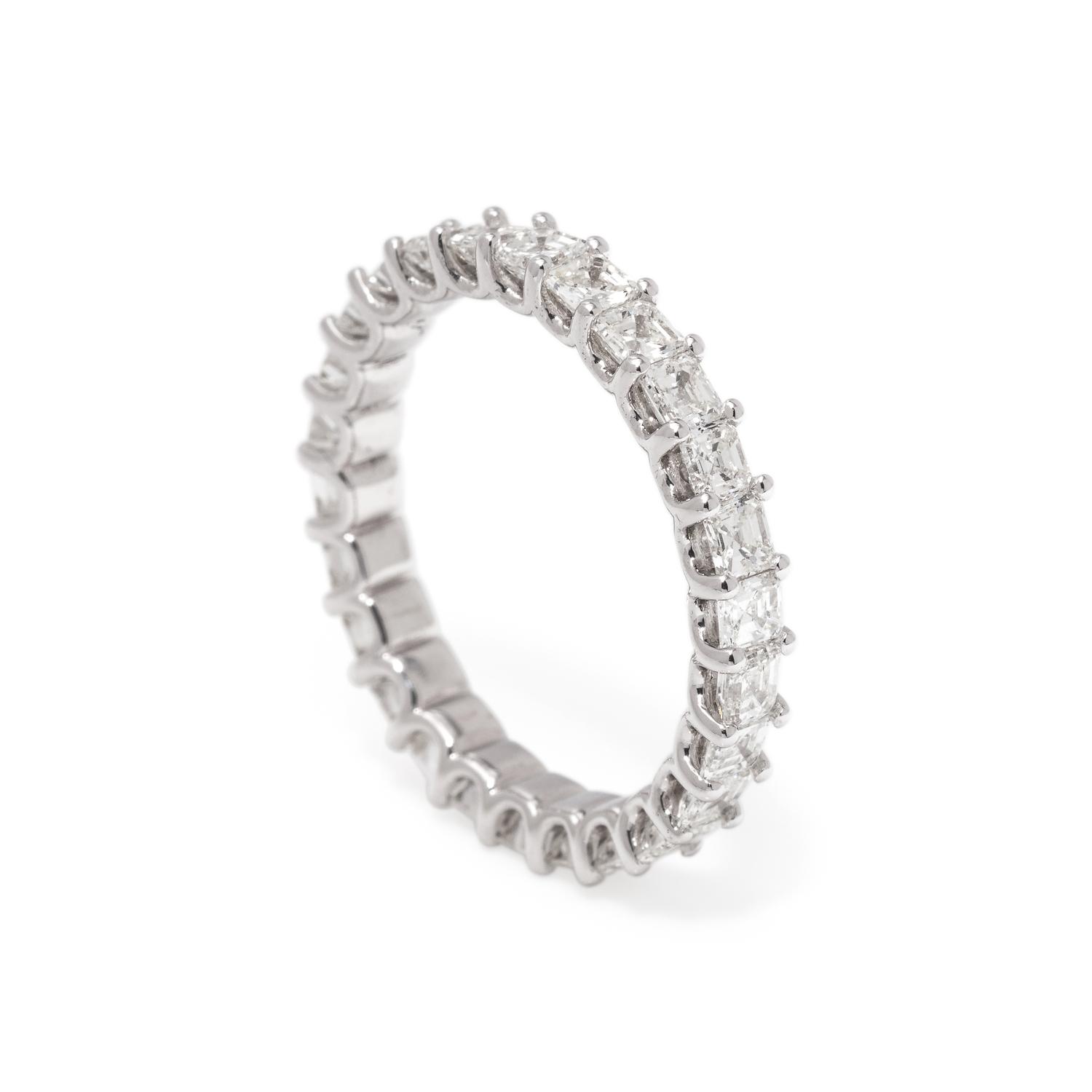 DIAMOND ETERNITY BAND