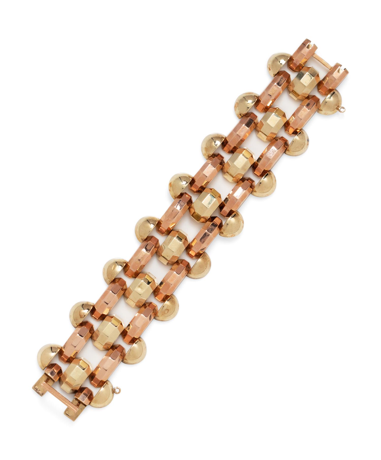 A Retro 14 Karat Bicolor Gold Link Bracelet,