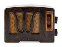 An RCA RC350 Radio