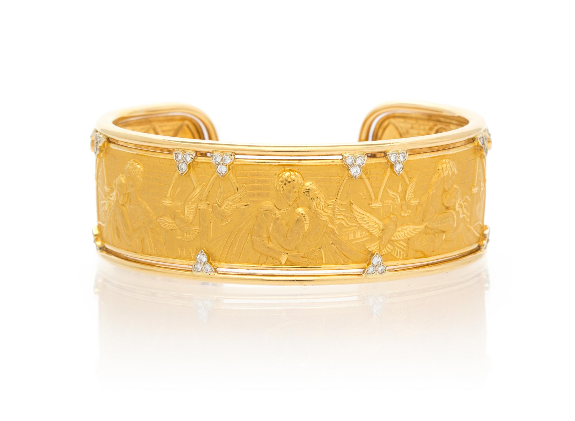 An 18 Karat Yellow Gold and Diamond Romeo and Juliette Cuff, Carrera y Carrera, 18.80 dwts.