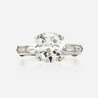 A diamond solitaire
