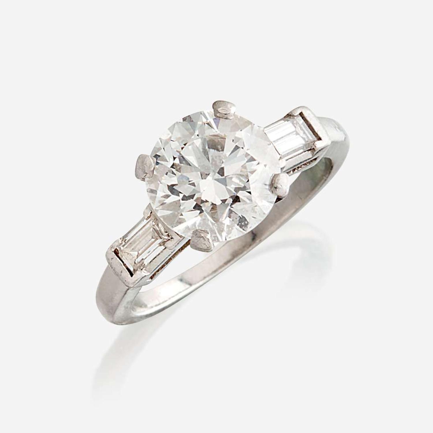 A diamond solitaire