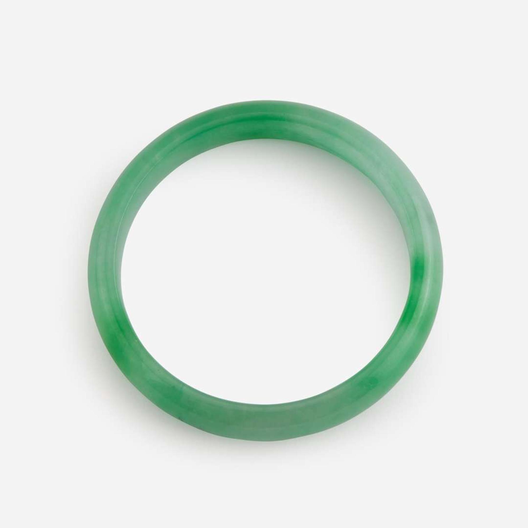 Two jadeite bangles with straight interiors 翡翠平安镯一组两件