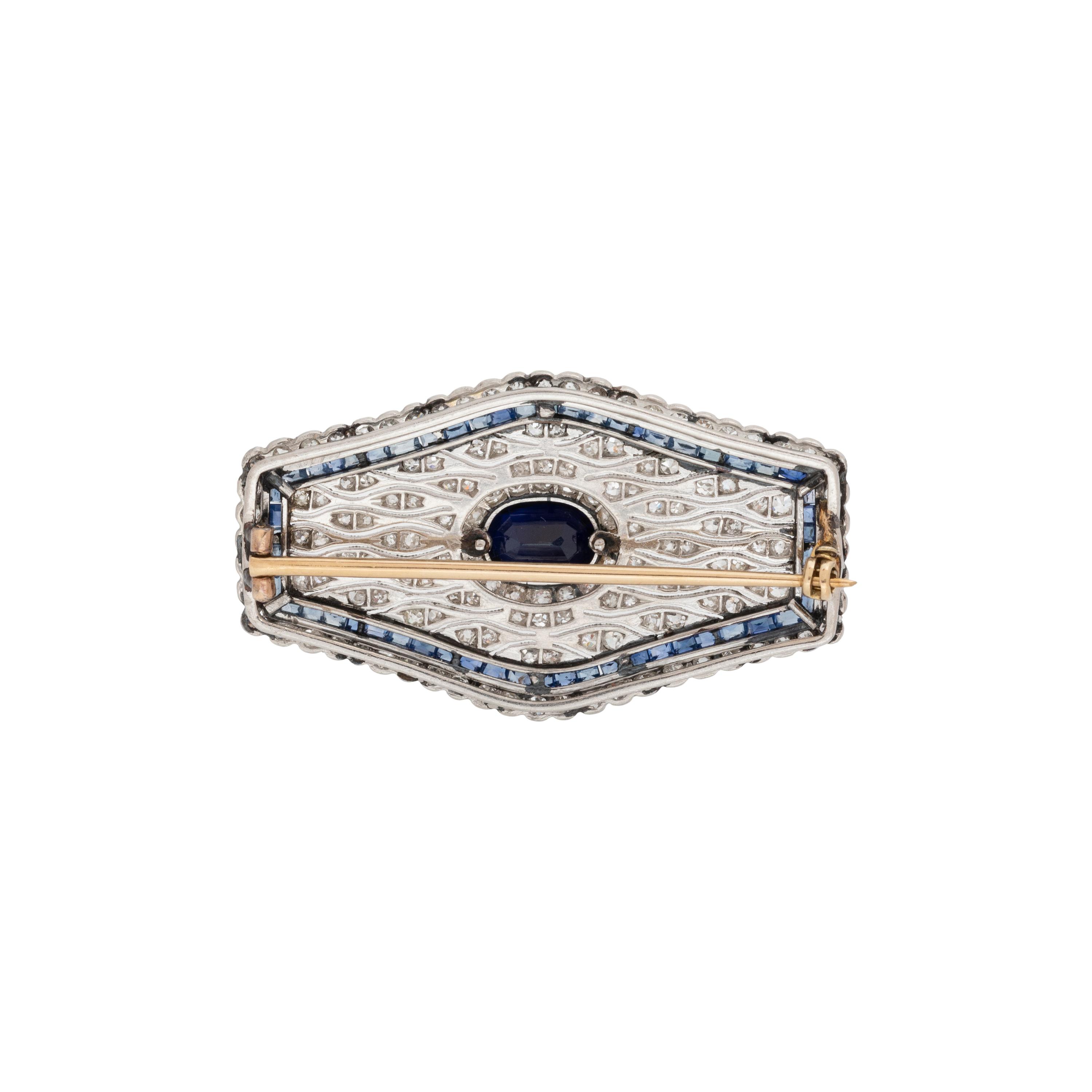 ART DECO, SAPPHIRE AND DIAMOND BROOCH