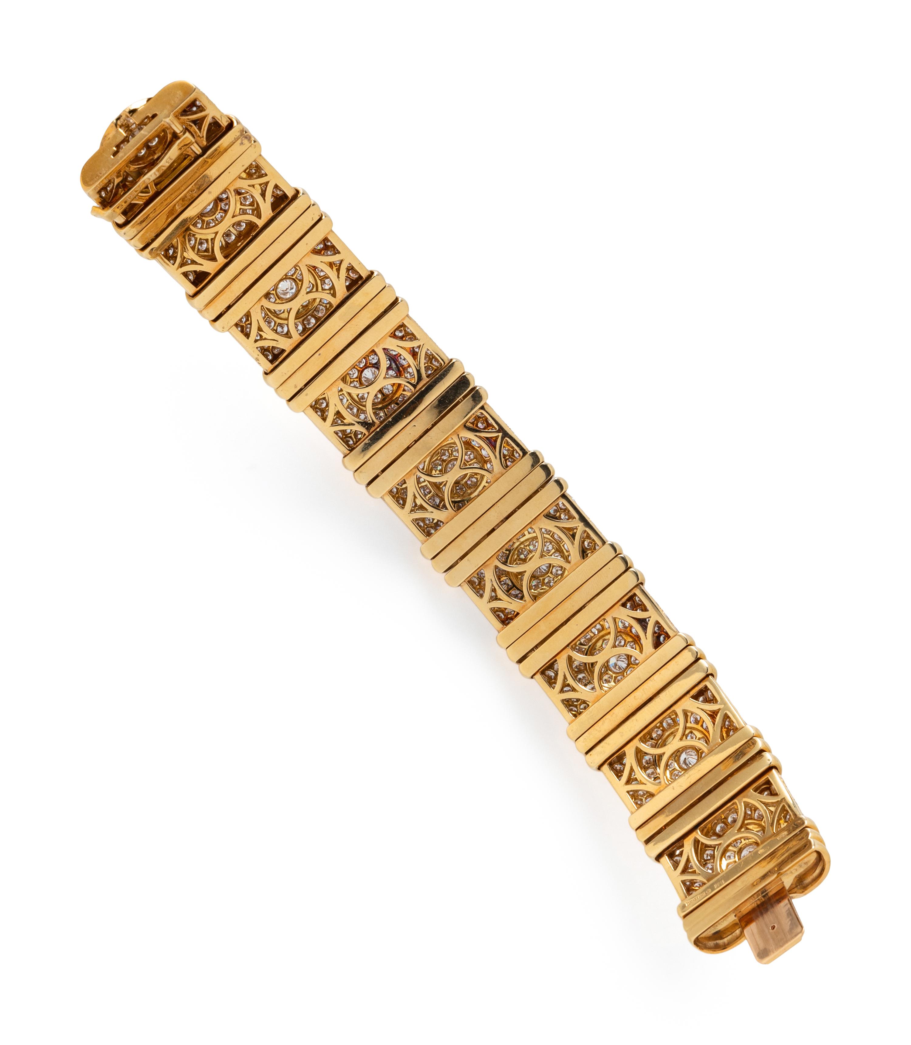 BULGARI, YELLOW GOLD AND DIAMOND BRACELET