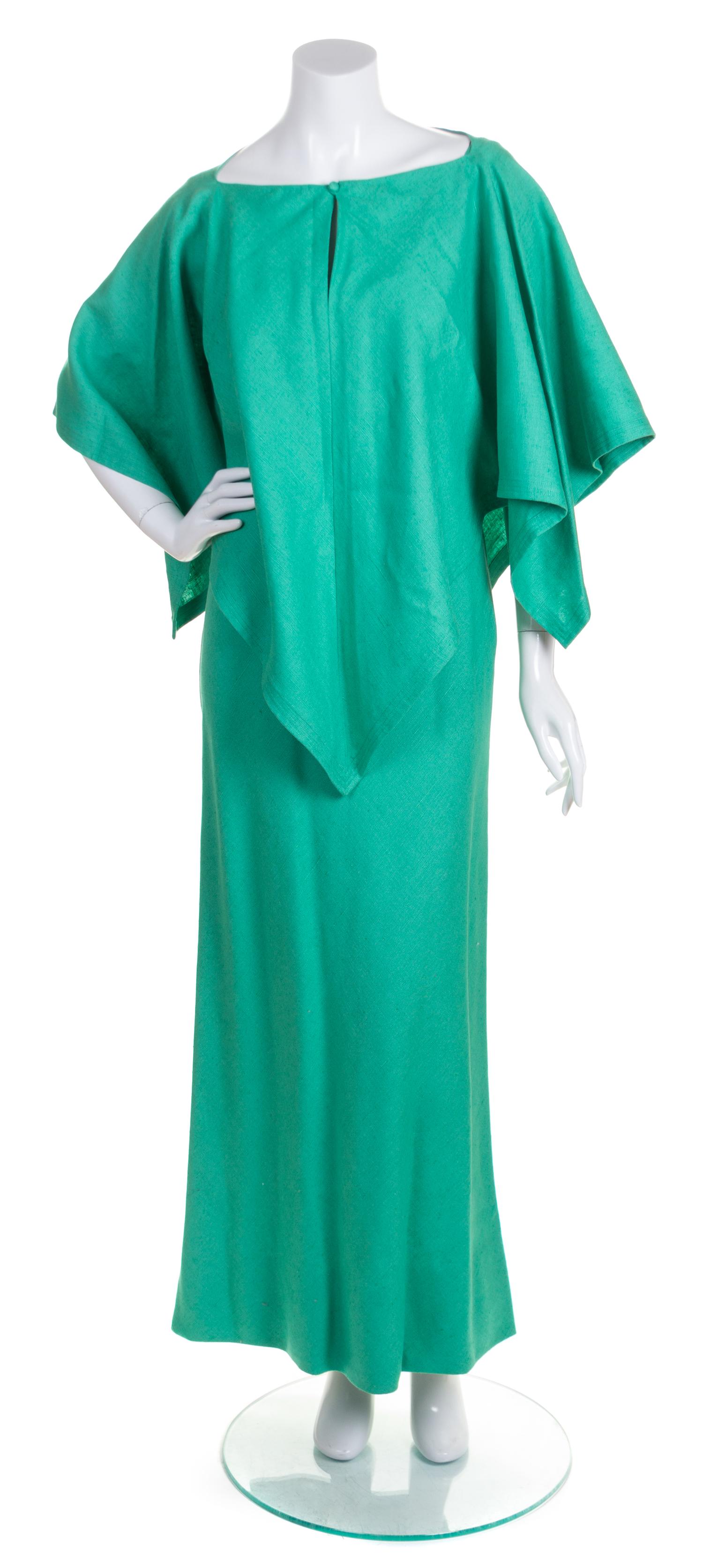 A Pauline Trigere Green Linen Dress Ensemble, Size 10.