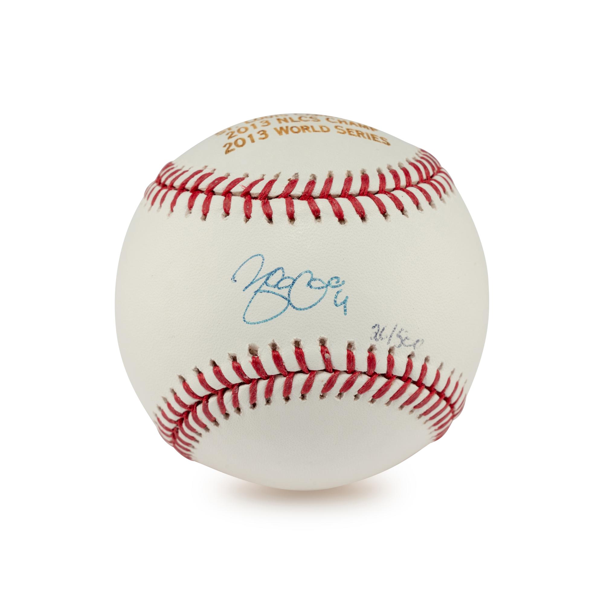 A Yadier Molina Single Signed Autograph Baseball (Steiner Hologram)