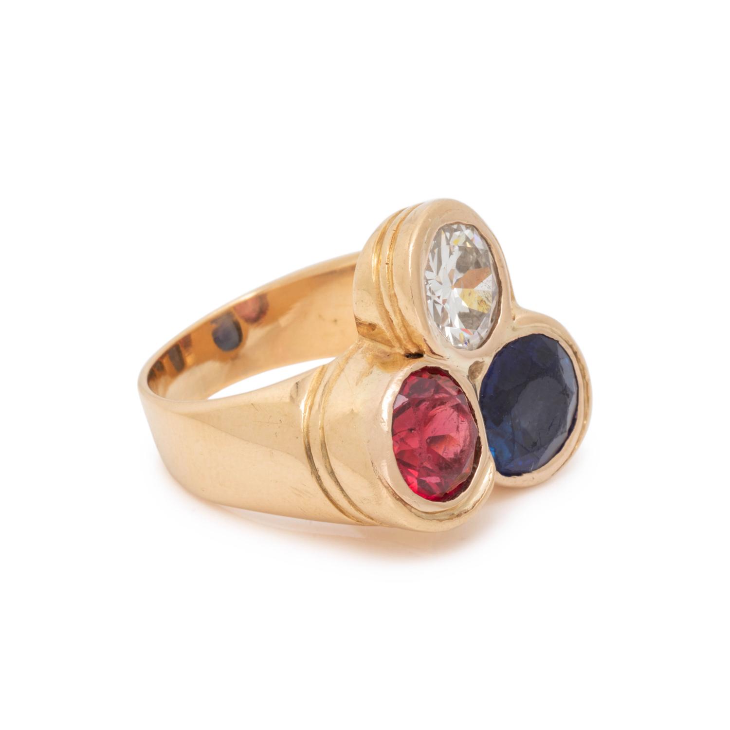 SAPPHIRE, RUBY AND DIAMOND RING