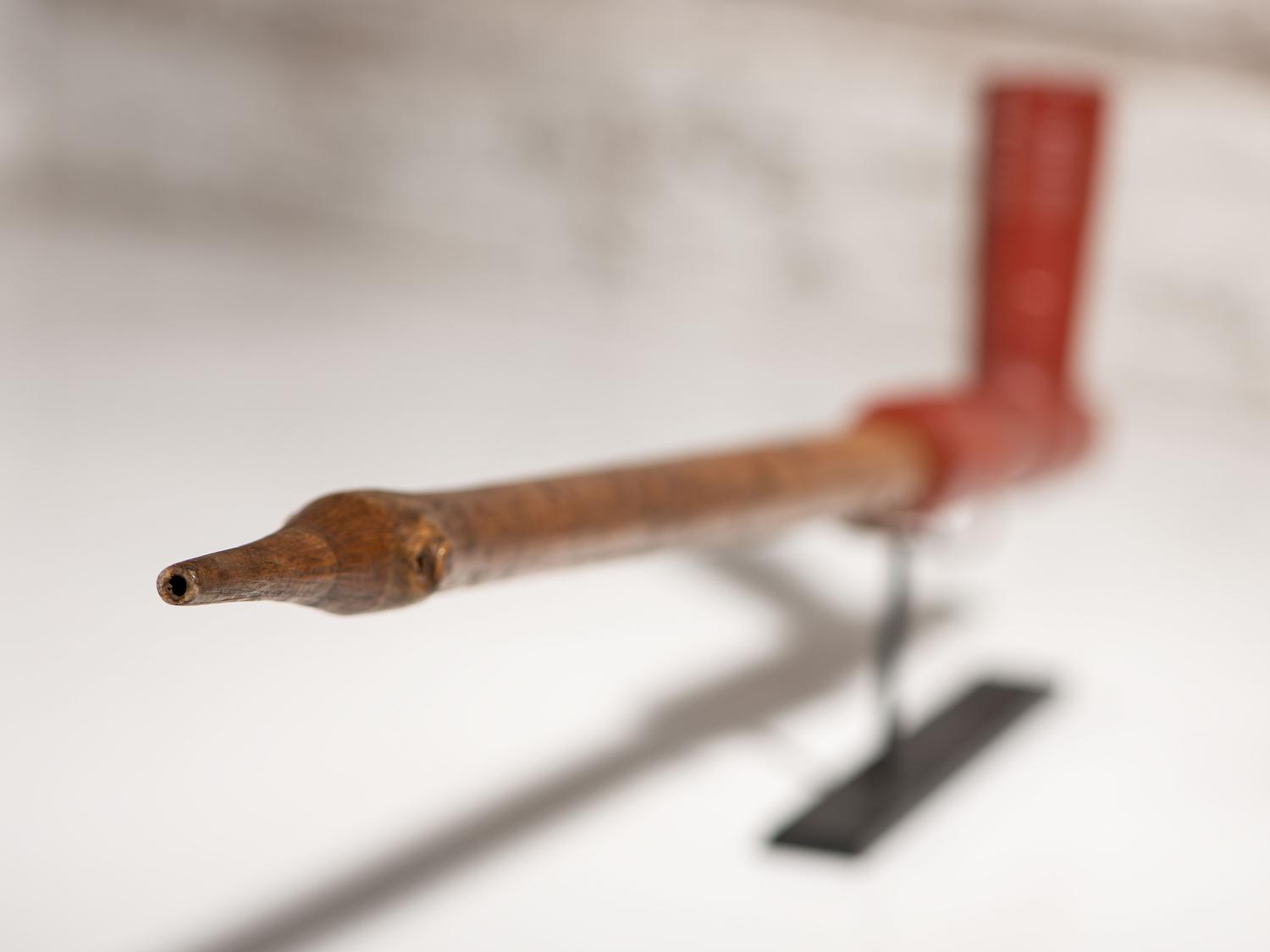 Sioux Effigy Pipe with Catlinite Bowl