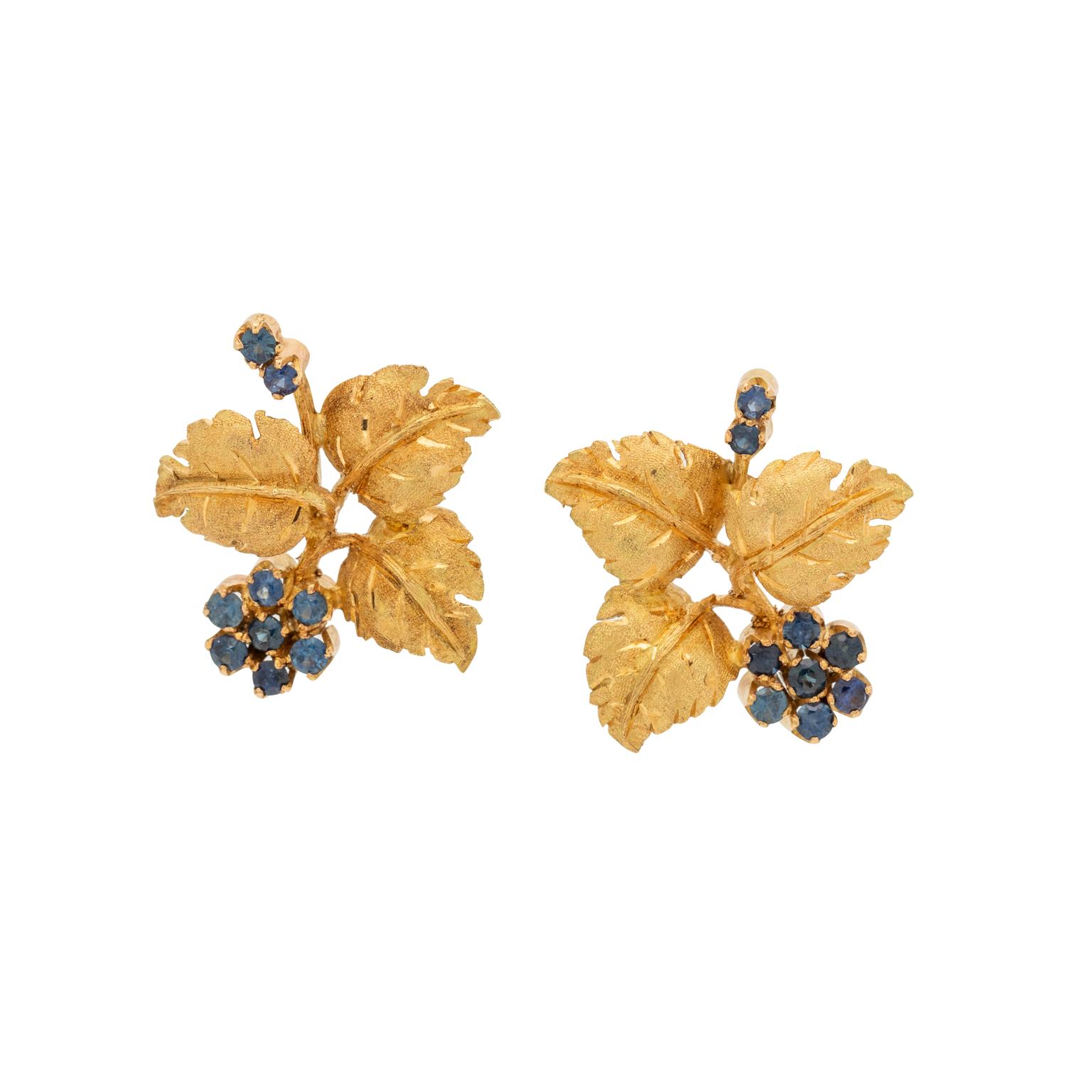 YELLOW GOLD AND SAPPHIRE EARRINGS