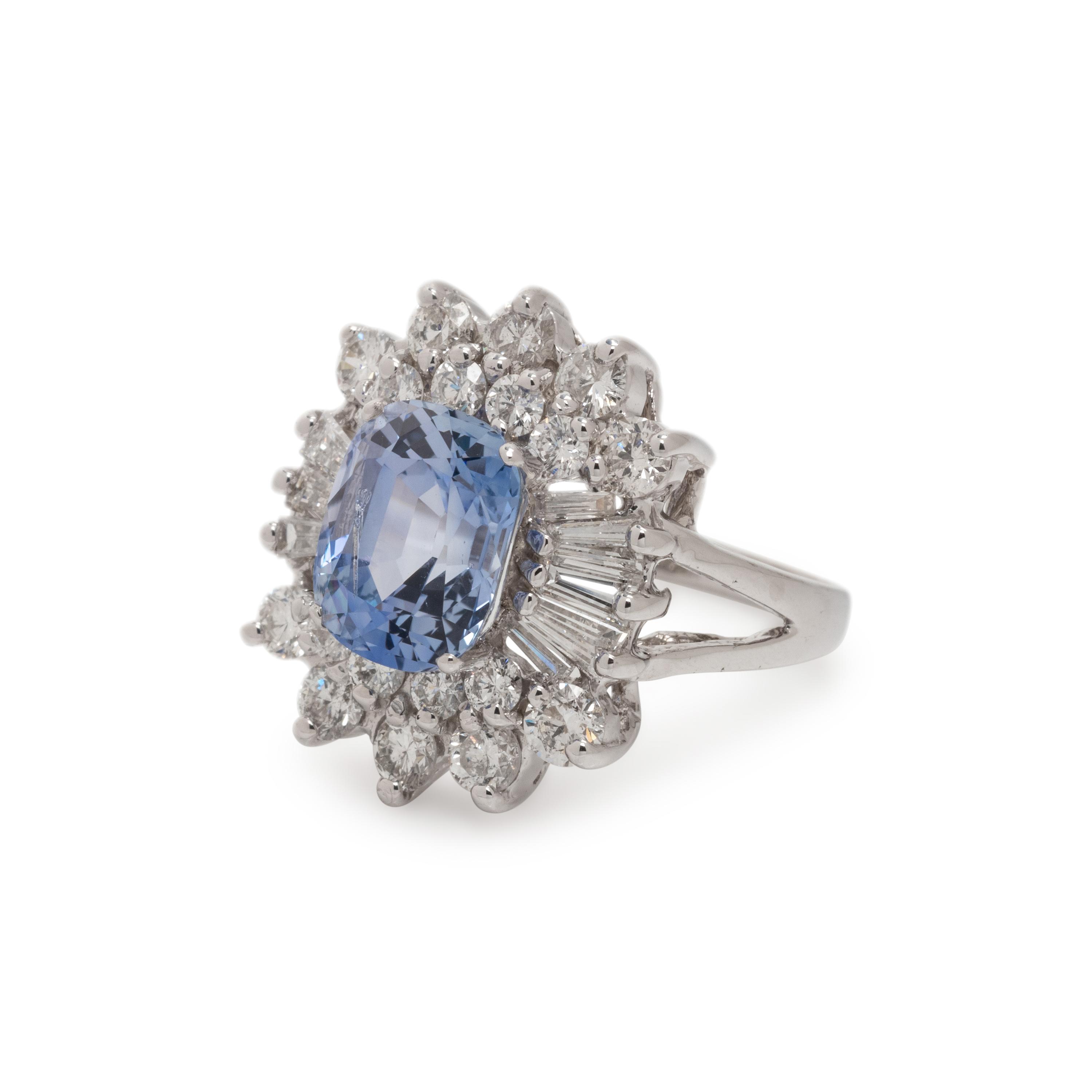 SAPPHIRE AND DIAMOND RING