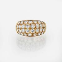 An 18K Yellow Gold and Diamond Ring
