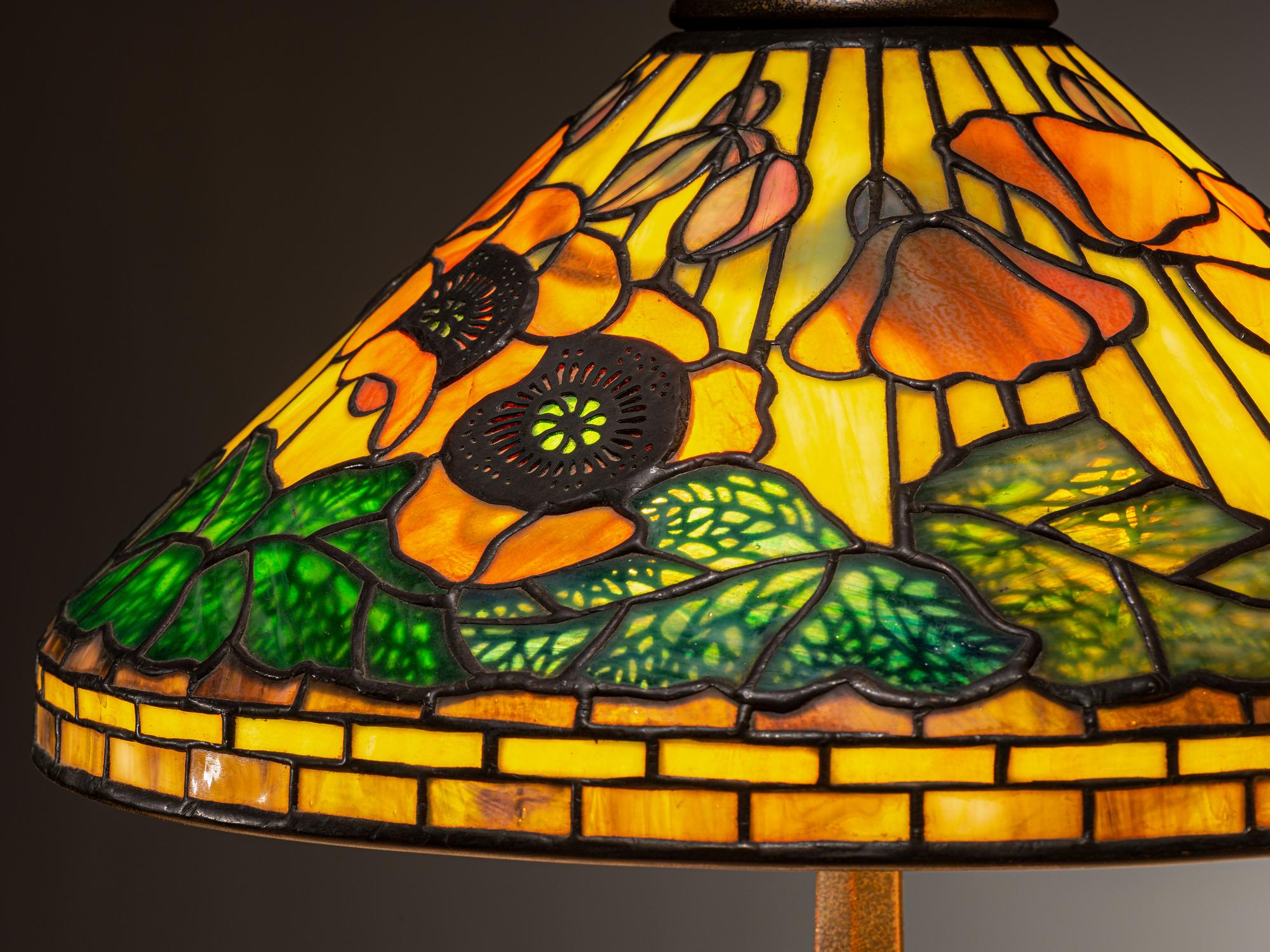 Poppy Table Lamp