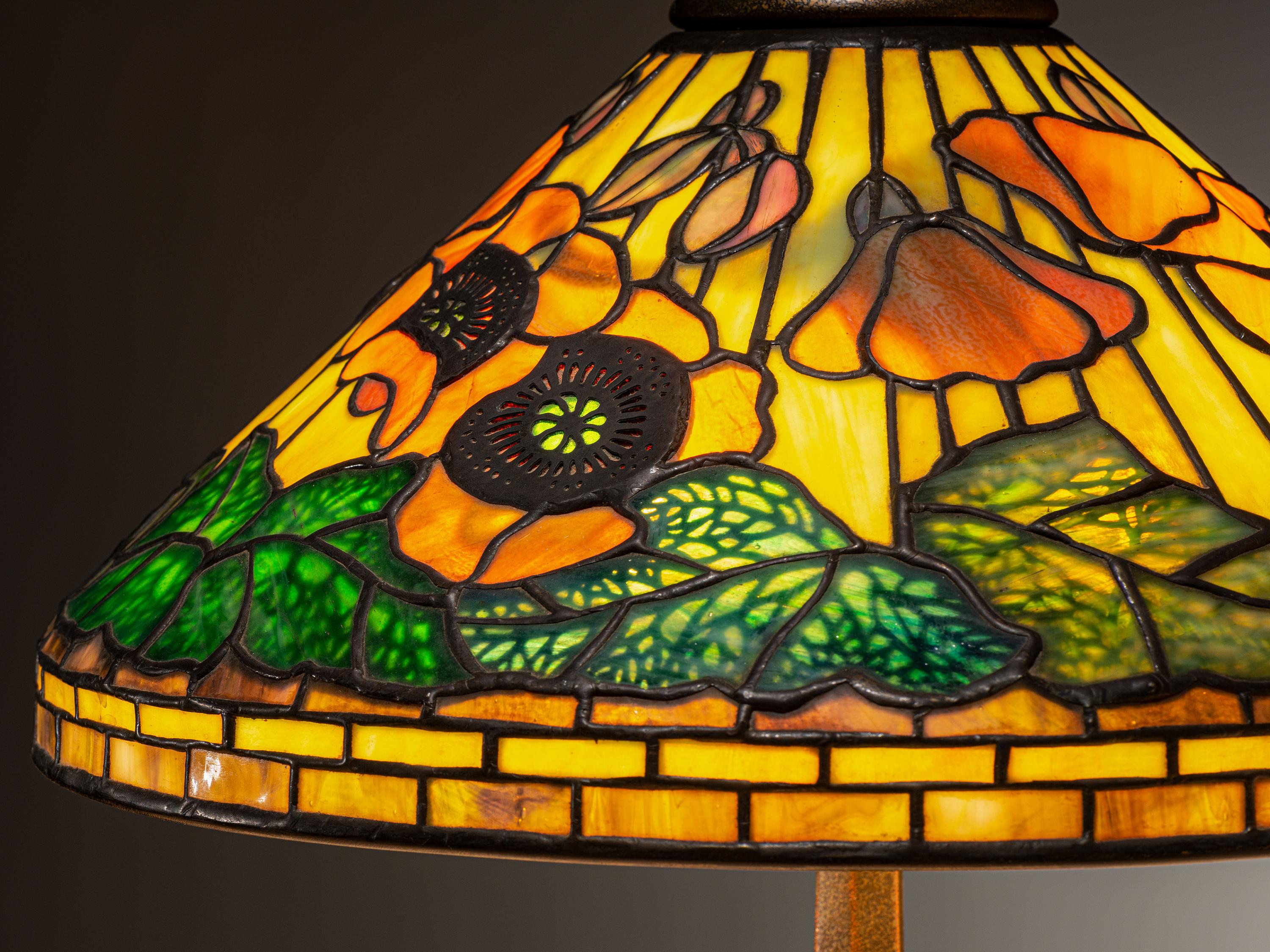 Poppy Table Lamp