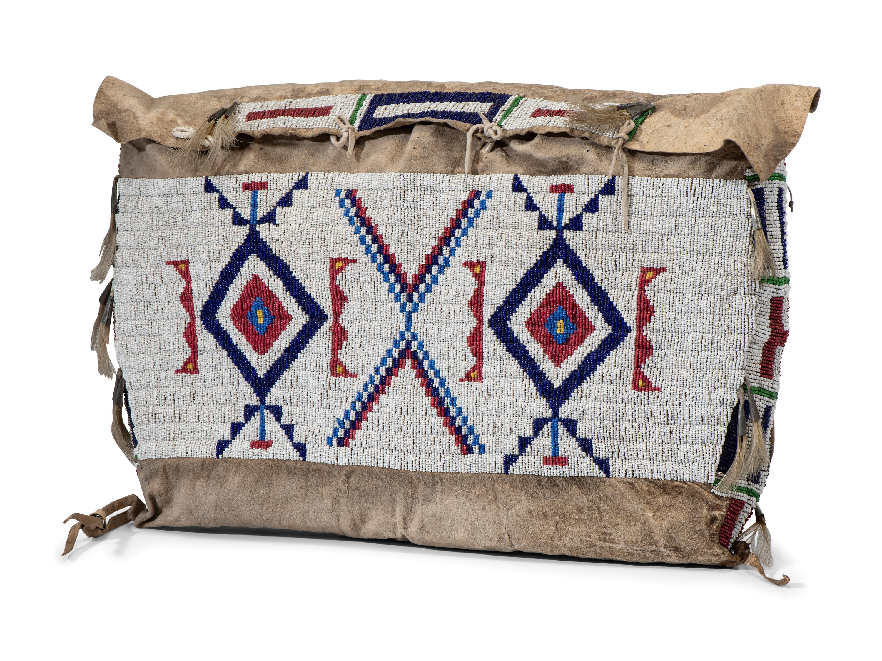 Sioux Beaded Hide Possible Bag