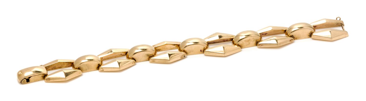 A Collection of Antique Gold Jewelry, 14.30 dwts.