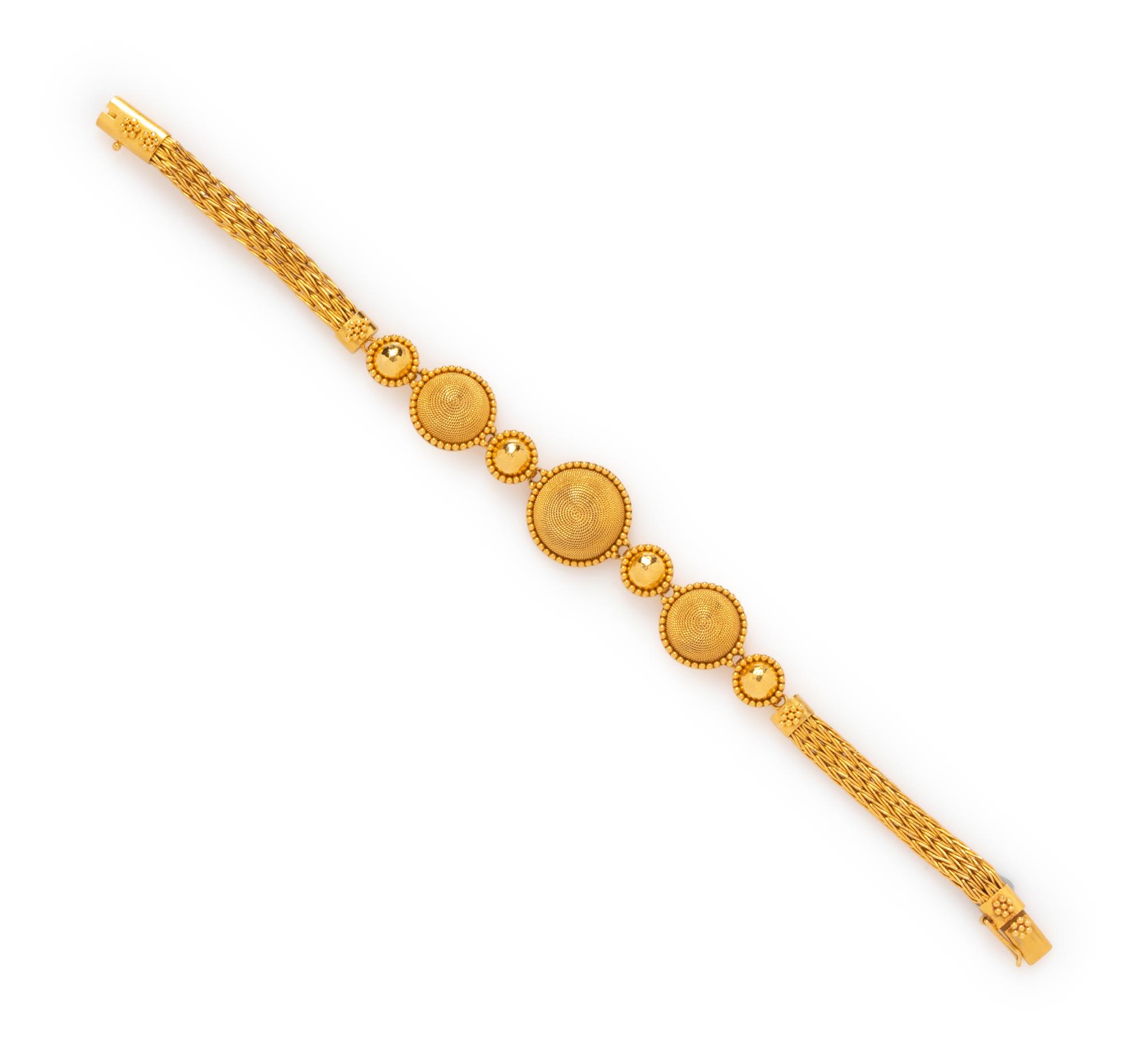 HIGH KARAT GOLD SET