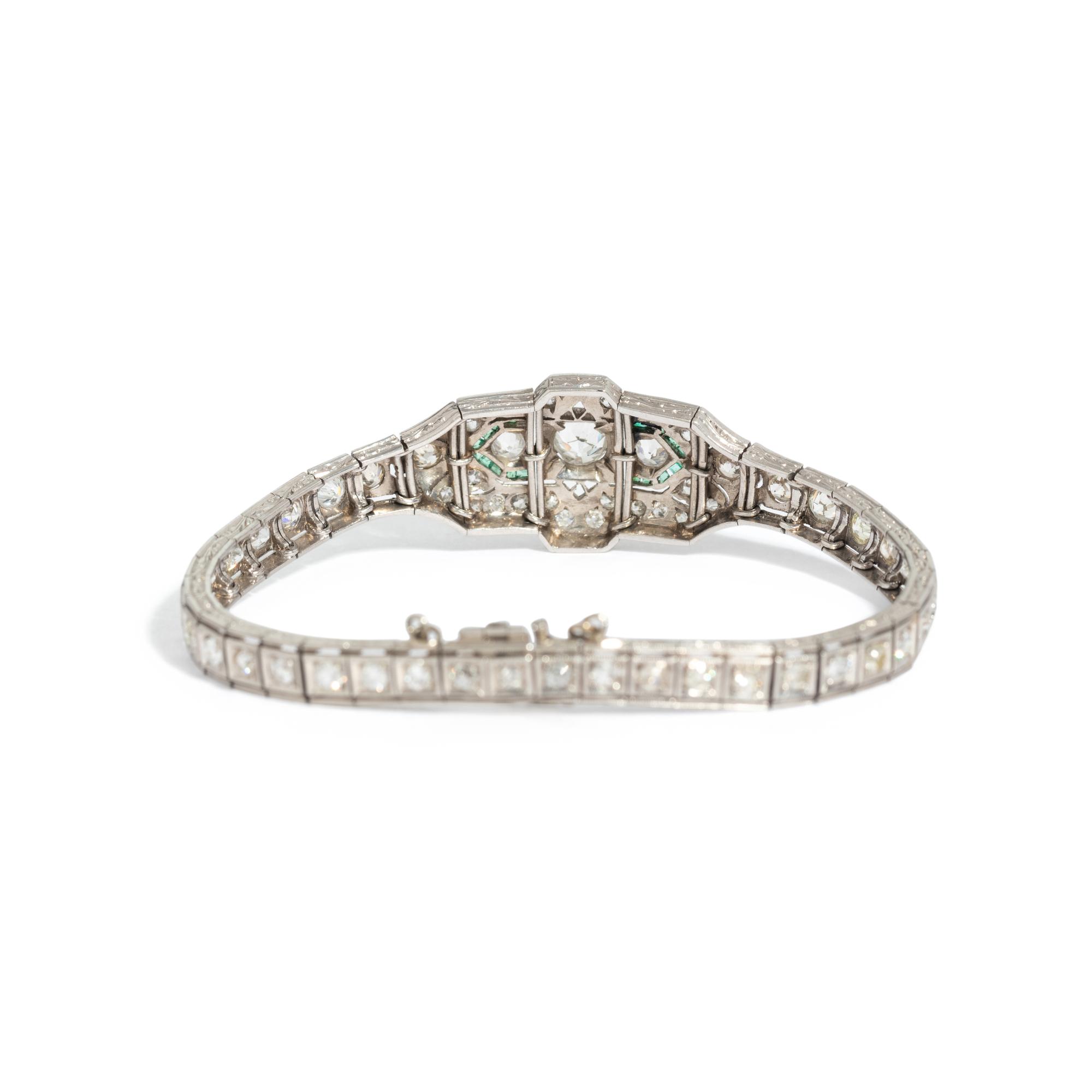 ART DECO, EMERALD AND DIAMOND BRACELET