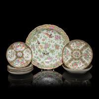 A Group of Eight Assorted Chinese Rose Medallion Dishes and a Charger, Second Half 19th Century 清晚期 廣彩賞盤一組八件