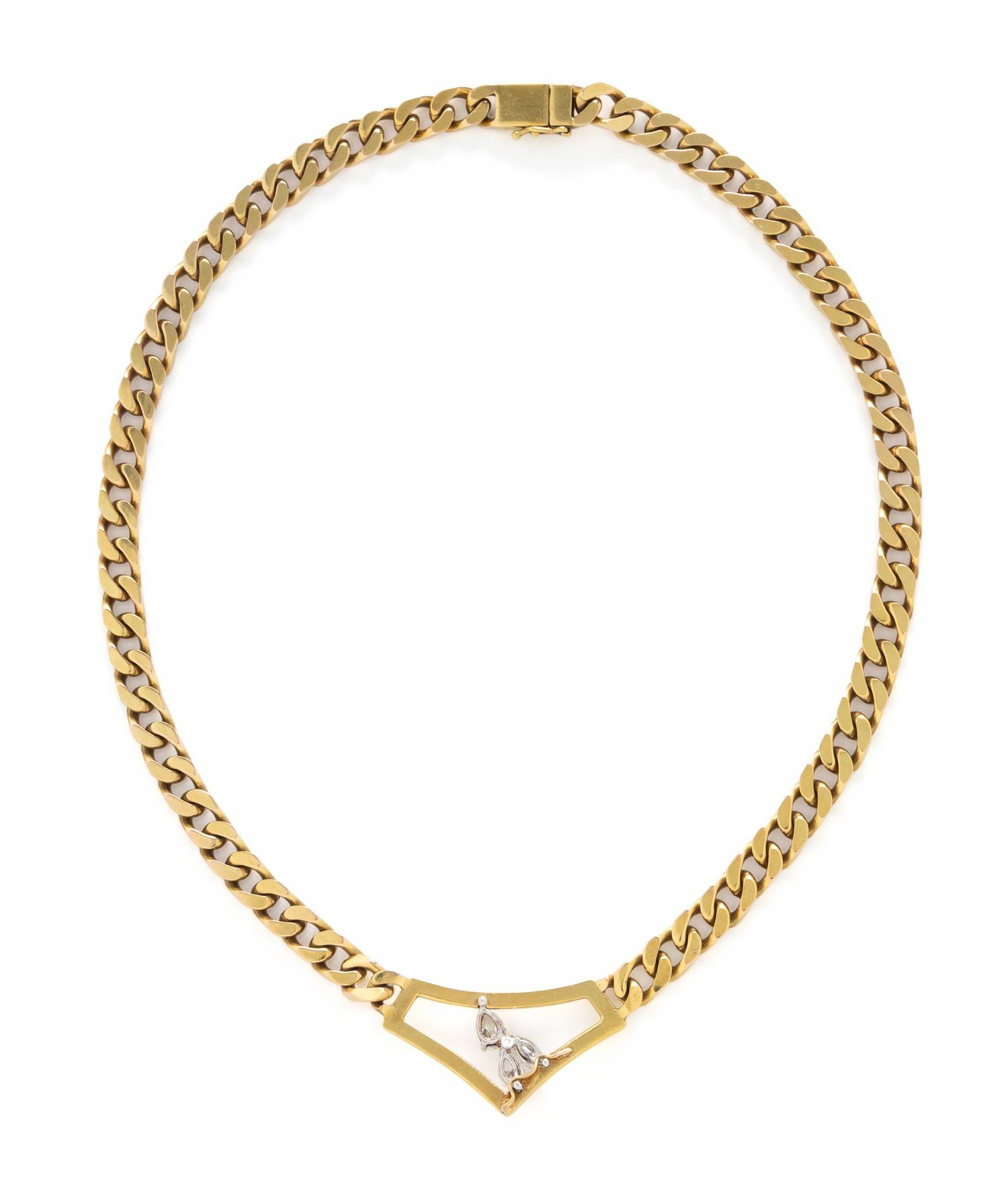 YELLOW GOLD AND DIAMOND NECKLACE