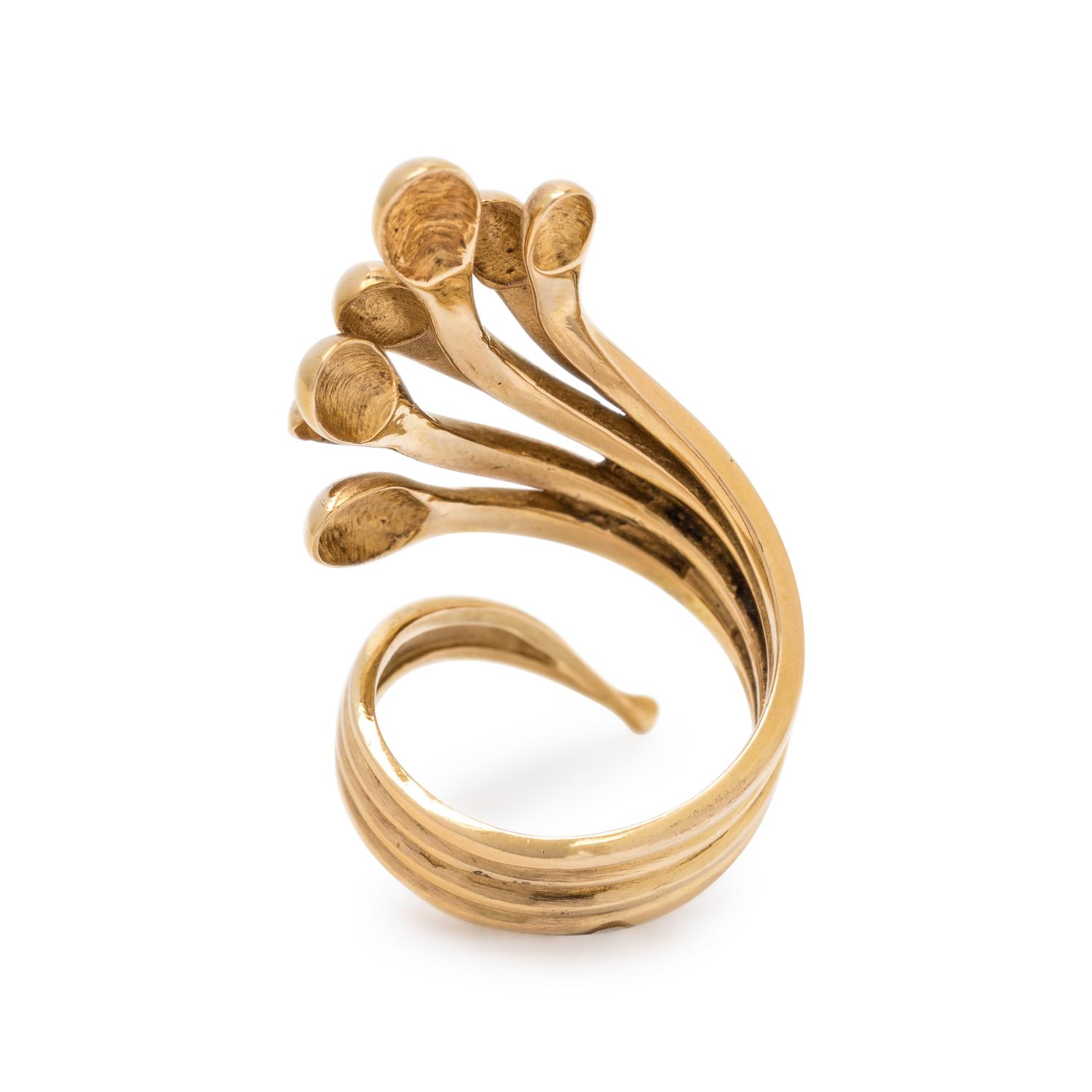 LALOUNIS, YELLOW GOLD RING