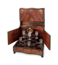 A Napoleon III Burlwood Cave à Liqueur