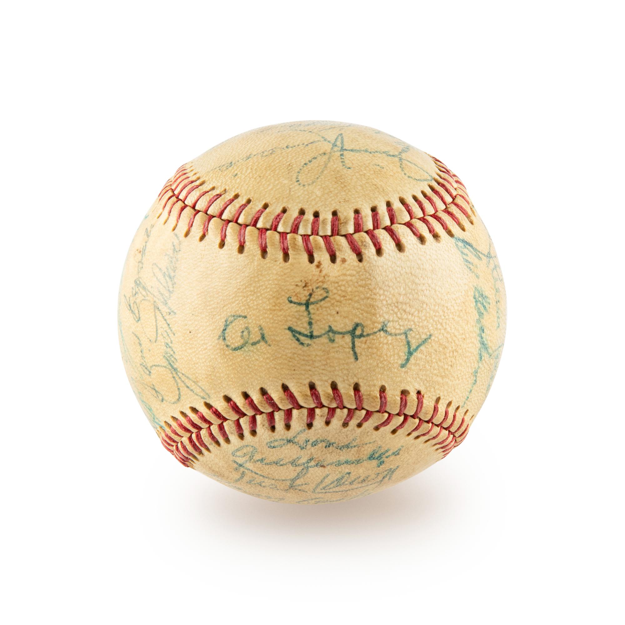 A 1958 Chicago White Sox Team Signed Autograph Baseball Including Nellie Fox (Beckett Authentication Services) - 29 Signatures