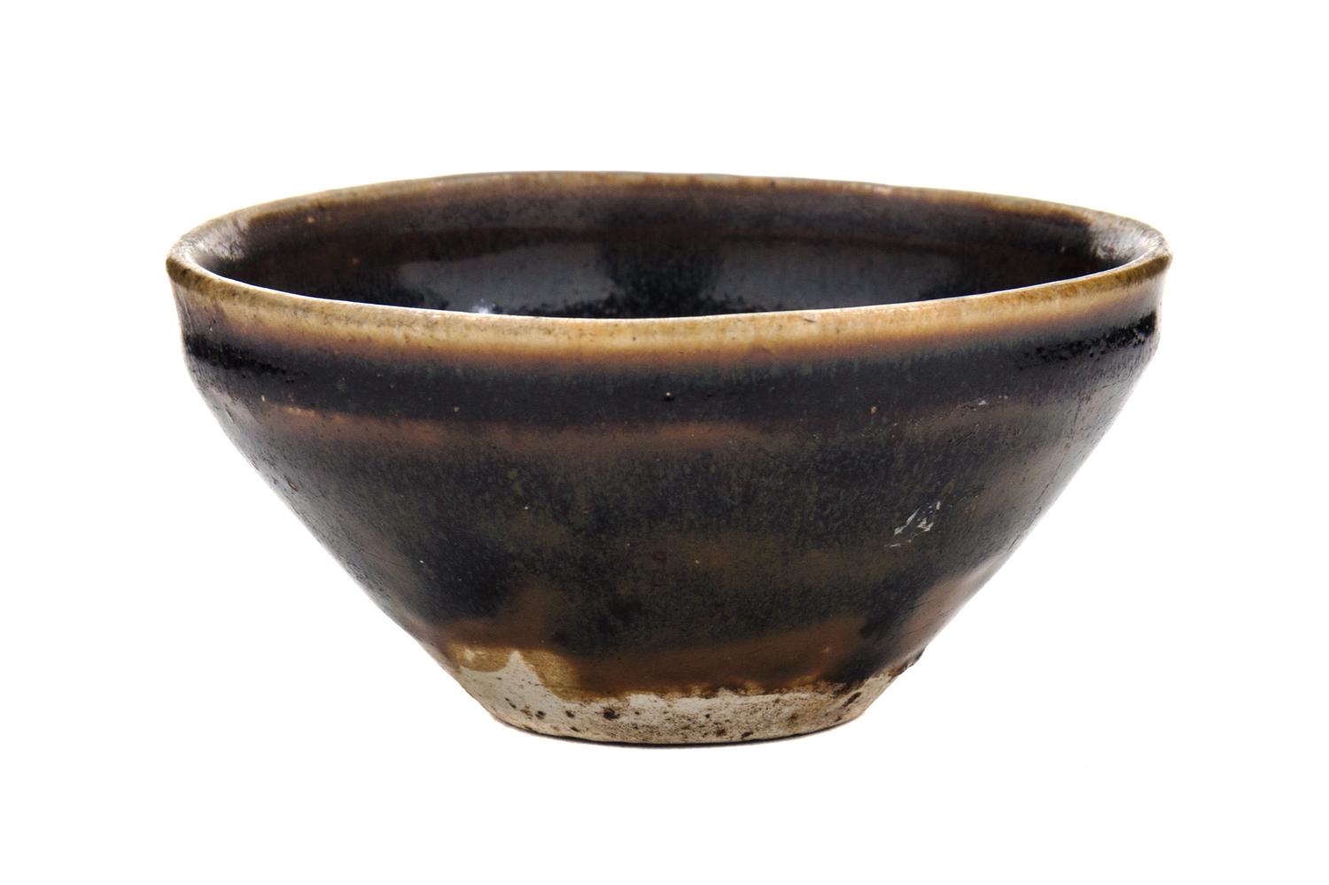 A Black Glazed Pottery Tea Bowl