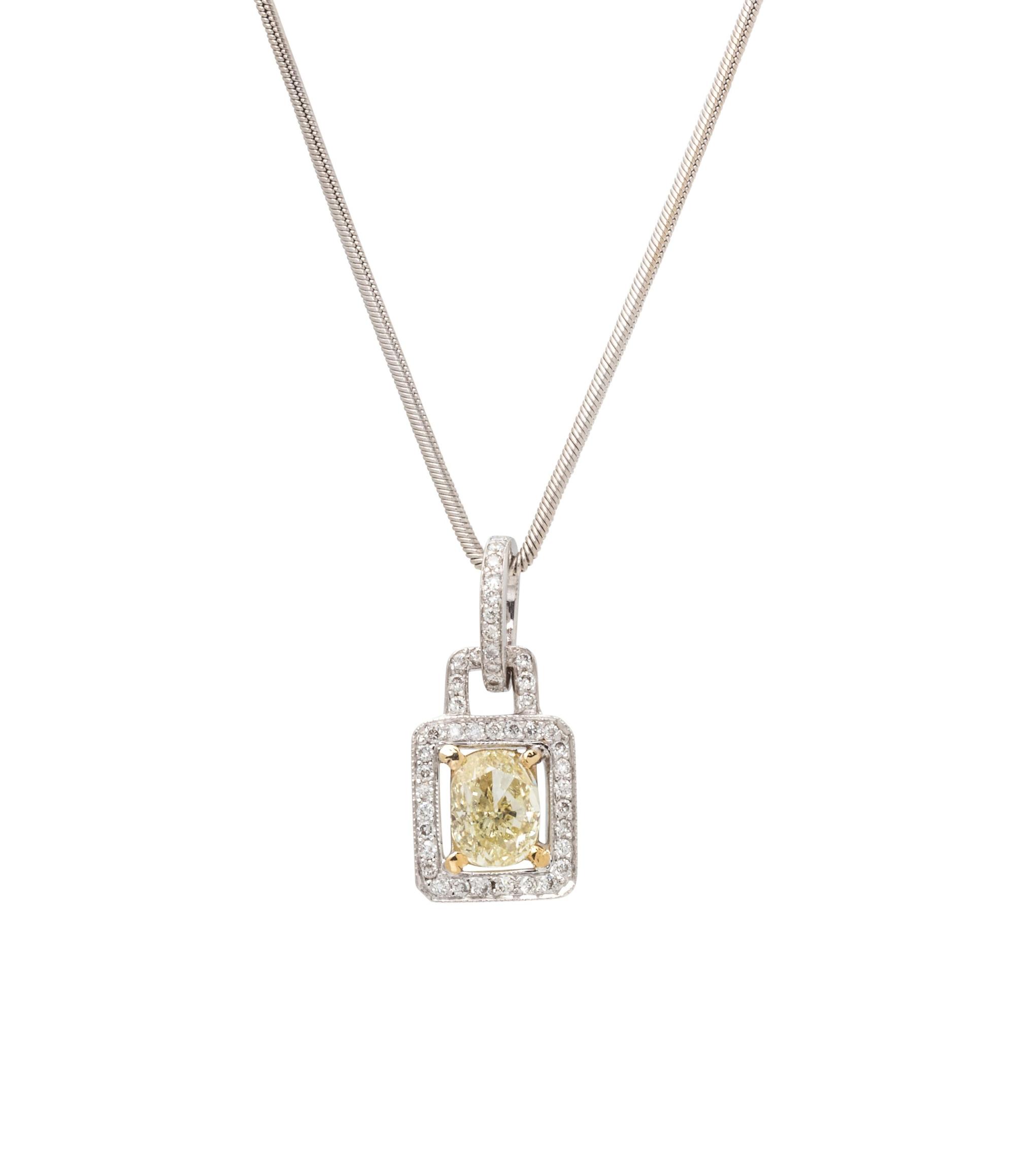 COLORED DIAMOND AND DIAMOND PENDANT/NECKLACE