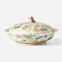 A Chinese famille rose decorated bowl and cove, "Jin Tang Fa Ji" four-character hallmark 粉彩蓋盌 錦堂發記款