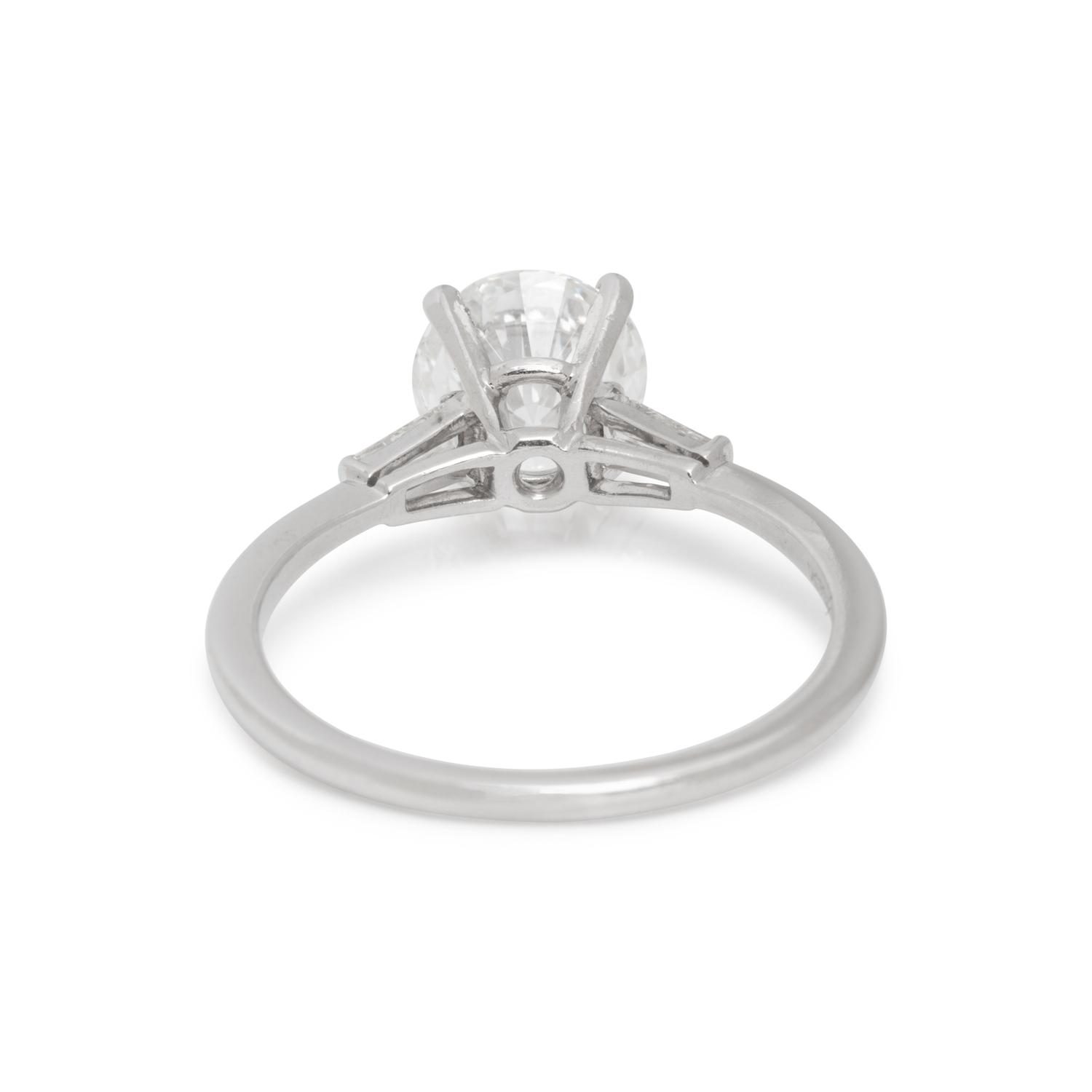DIAMOND RING