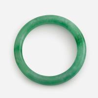 Two jadeite bangles 翡翠圆条镯一组两件
