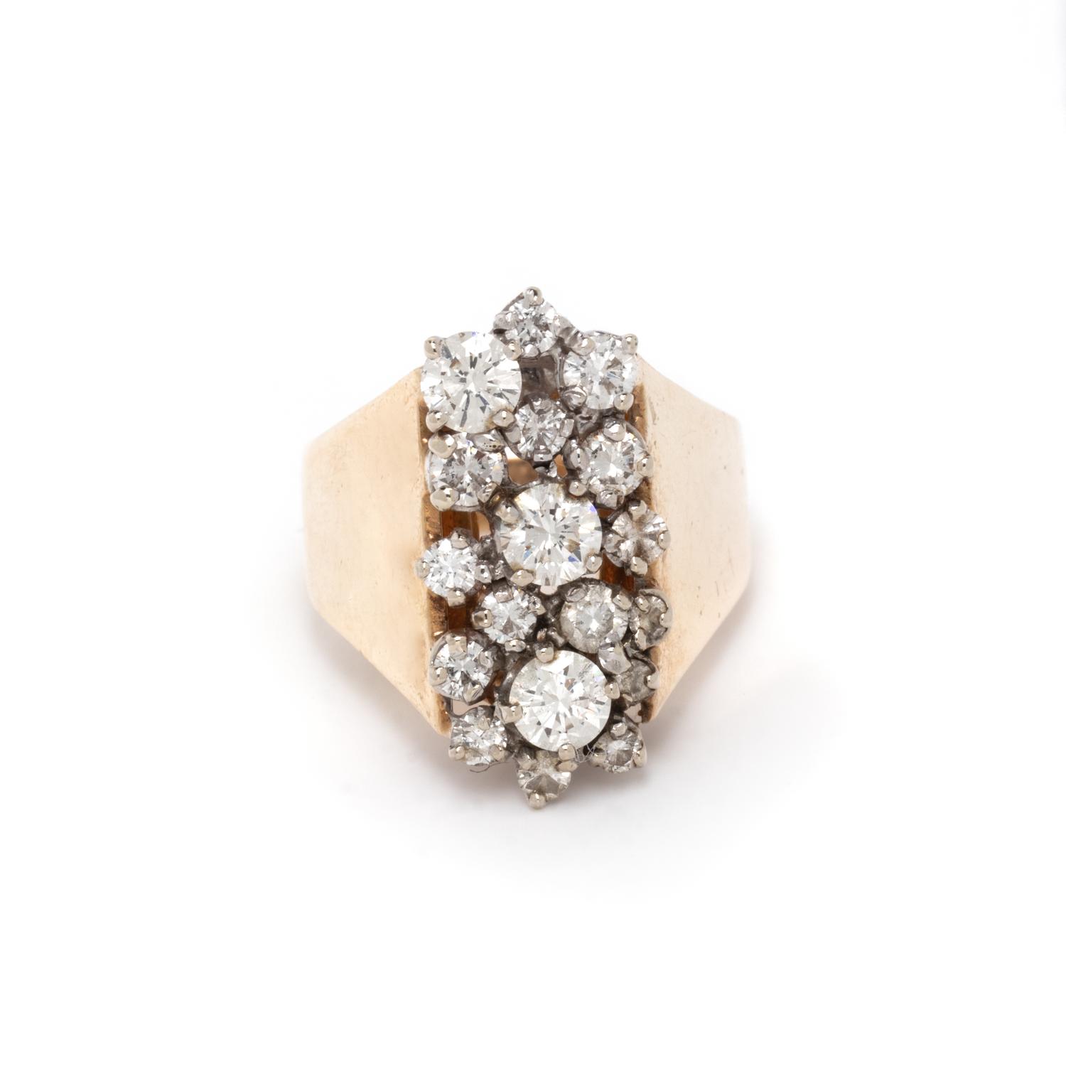 DIAMOND CLUSTER RING