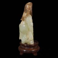 A rare Chinese jade carving of a foreigner and mythical beast 胡人戏兽玉雕 Tang dynasty or later ????