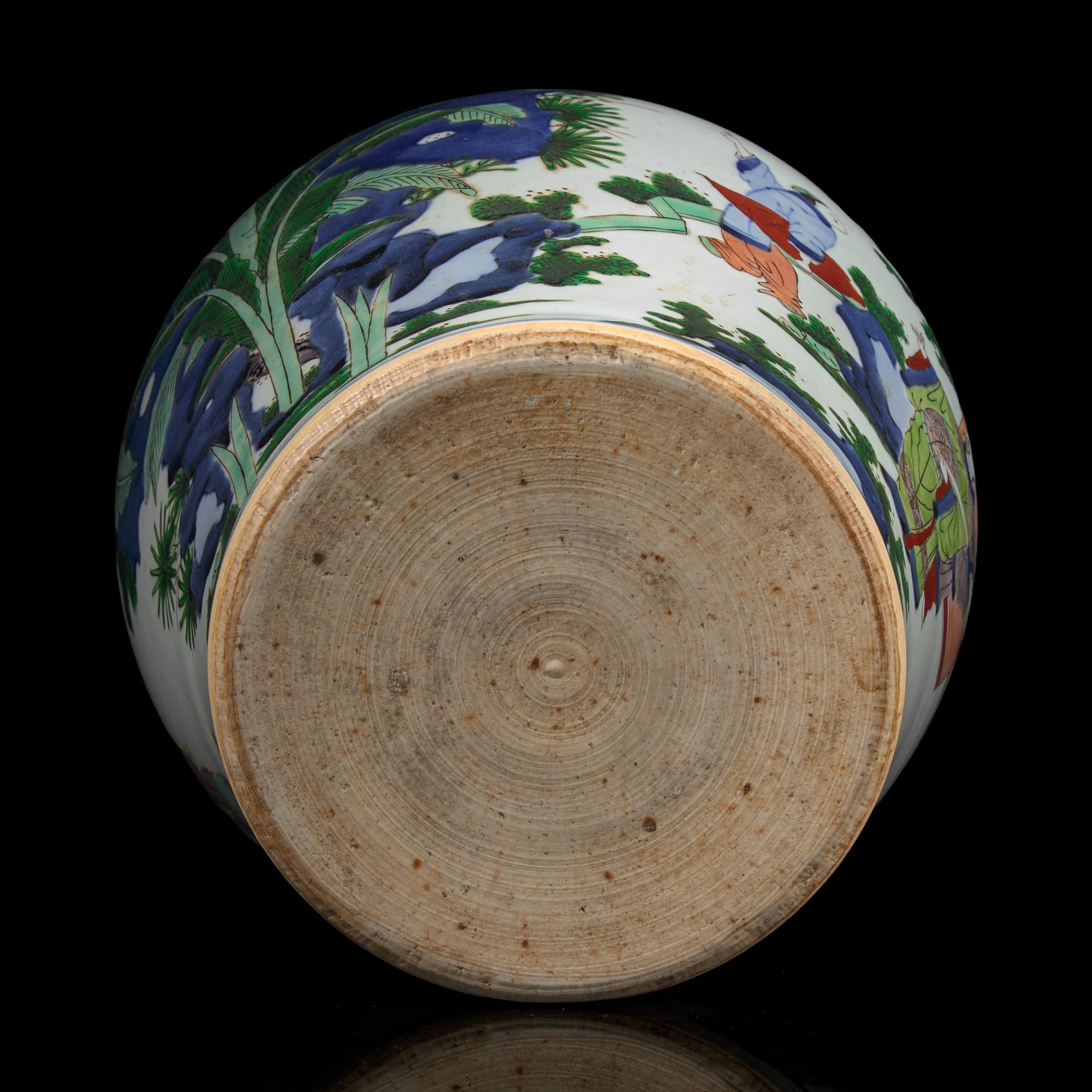A Chinese Wucai-Decorated Porcelain Jar, 17th/18th Century — 清早期 五彩人物圖將軍罐