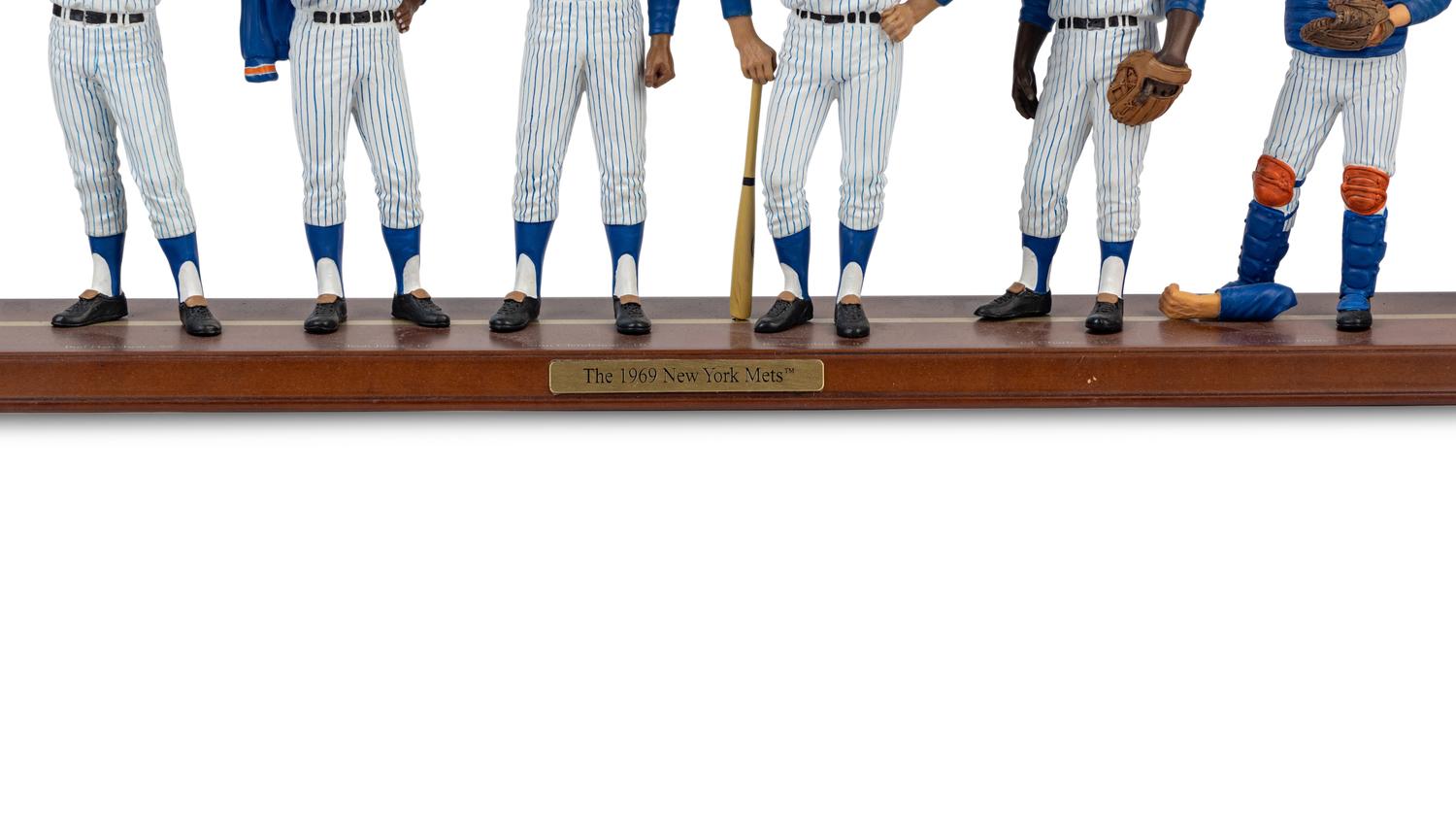 A 1969 New York Mets Danbury Mint Figure Display,