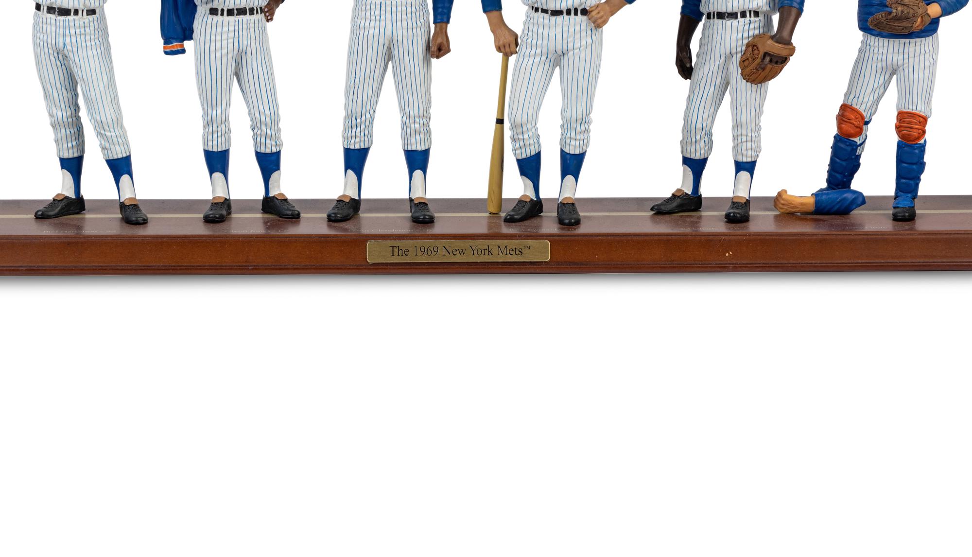 A 1969 New York Mets Danbury Mint Figure Display,