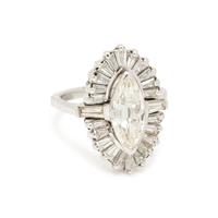 DIAMOND AND WHITE GOLD RING