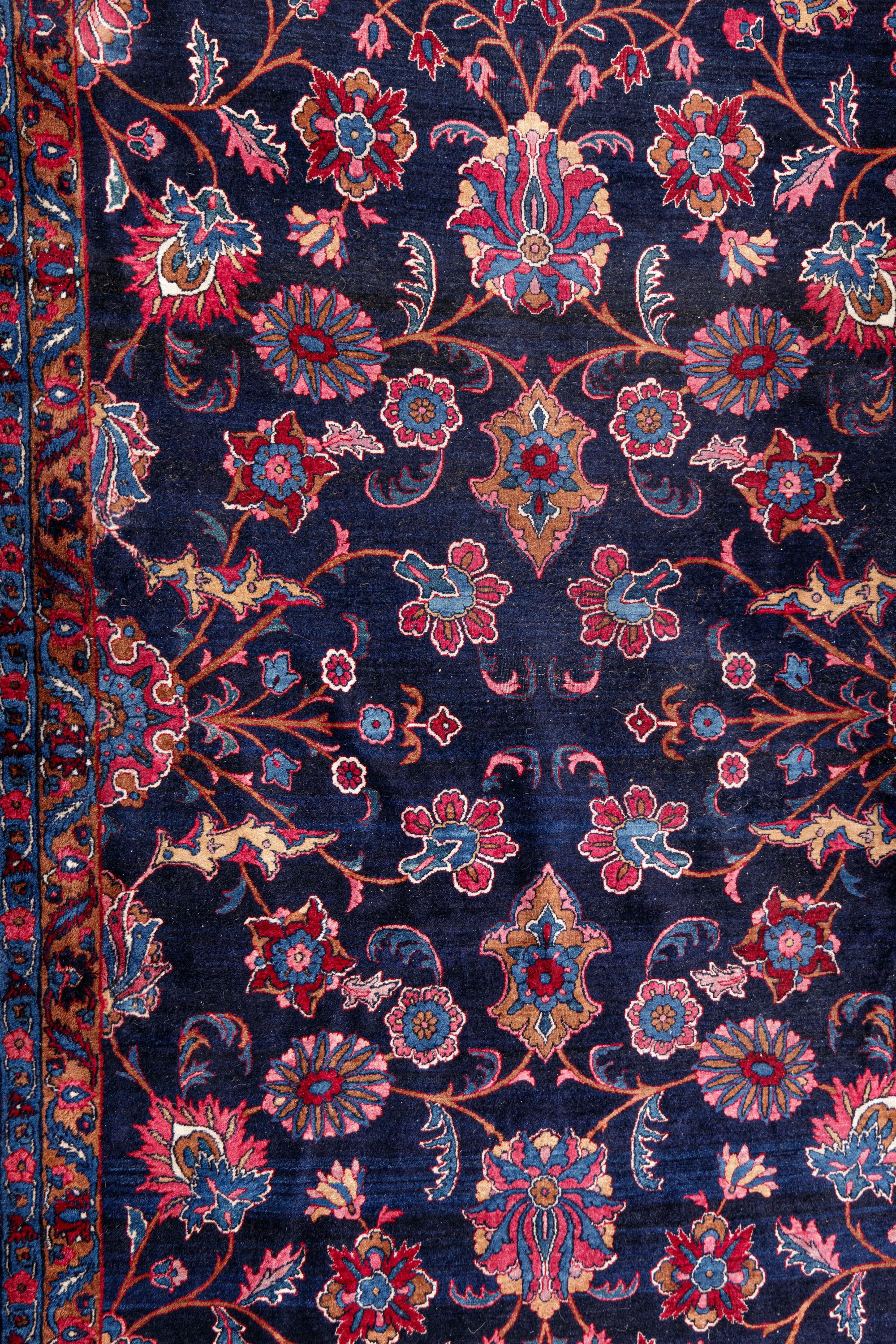 A Mahal Wool Rug